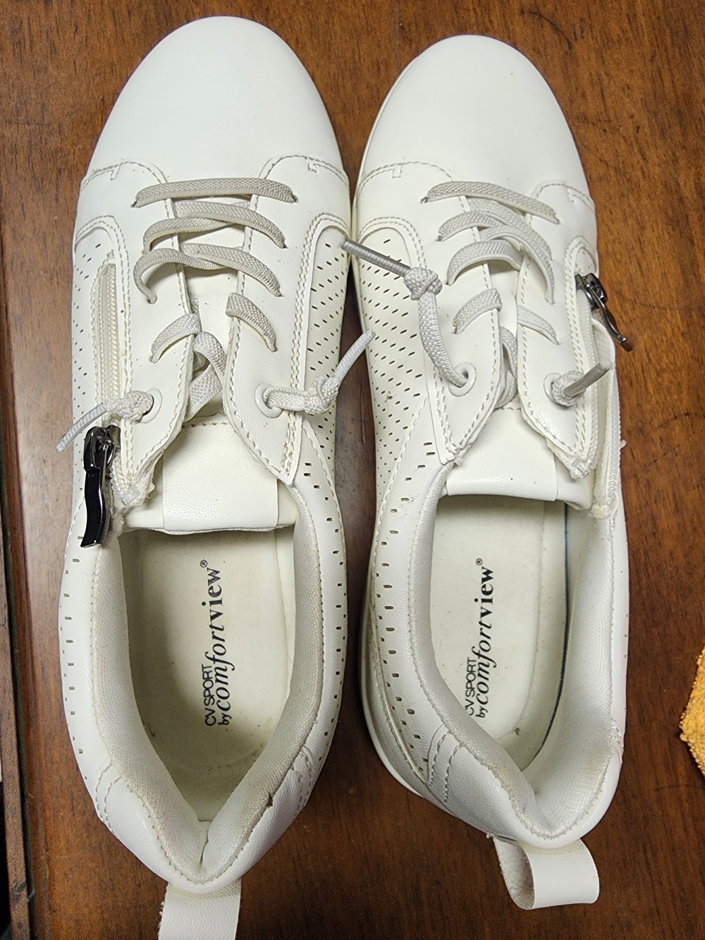 Comfortview Women's White Casual Lace-Up Sneakers Sz 10